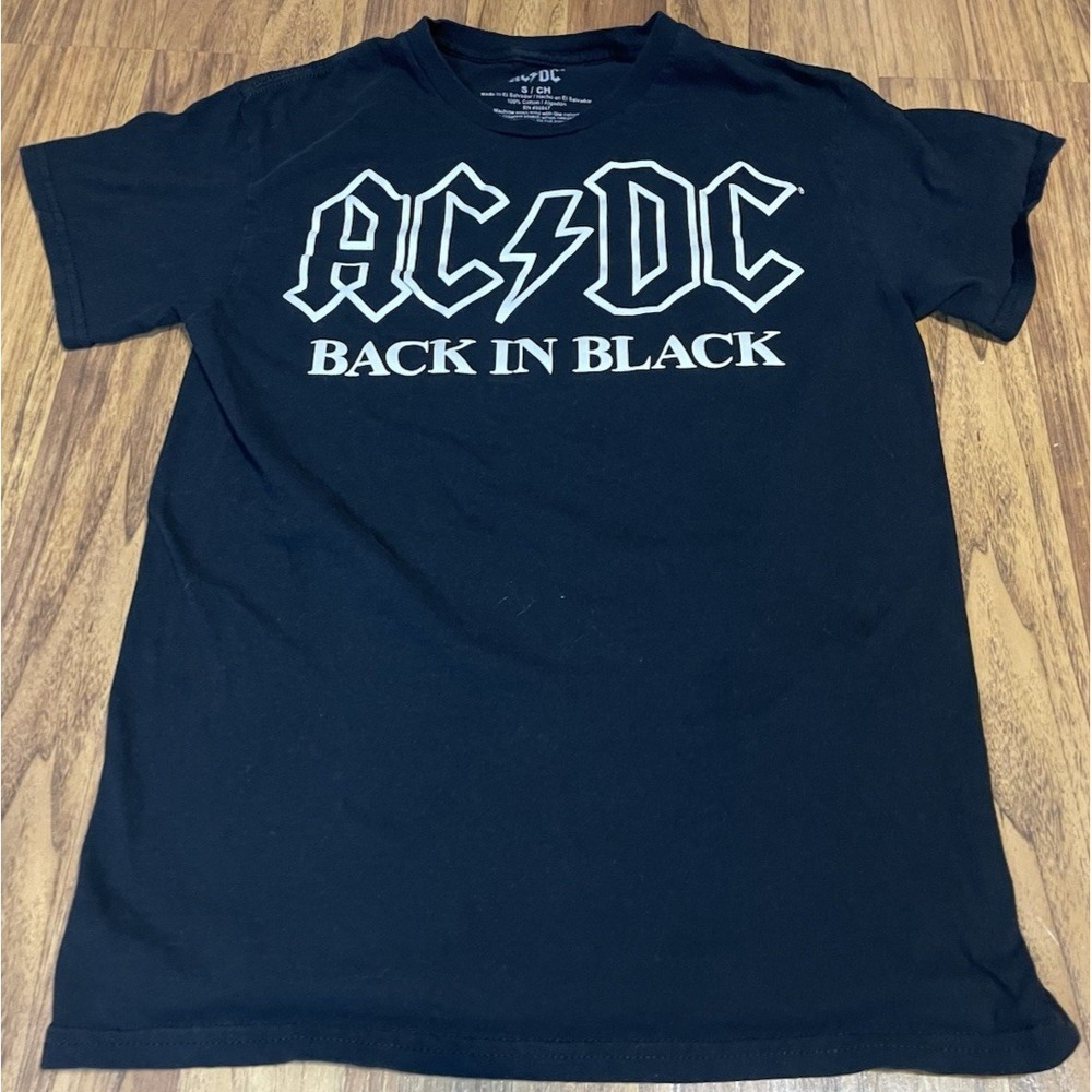 AC/DC Back In Black Shirt Mens Small Black Rock Band Graphic Tee Music